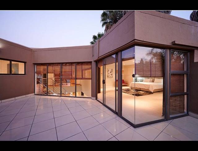 4 BEDROOM PROPERTY TO RENT IN SANDOWN